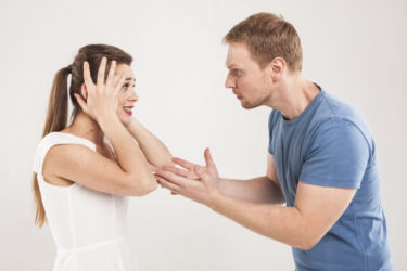 夫婦喧嘩、恋人との喧嘩の理由解明。男と女の会話が成立しない訳。